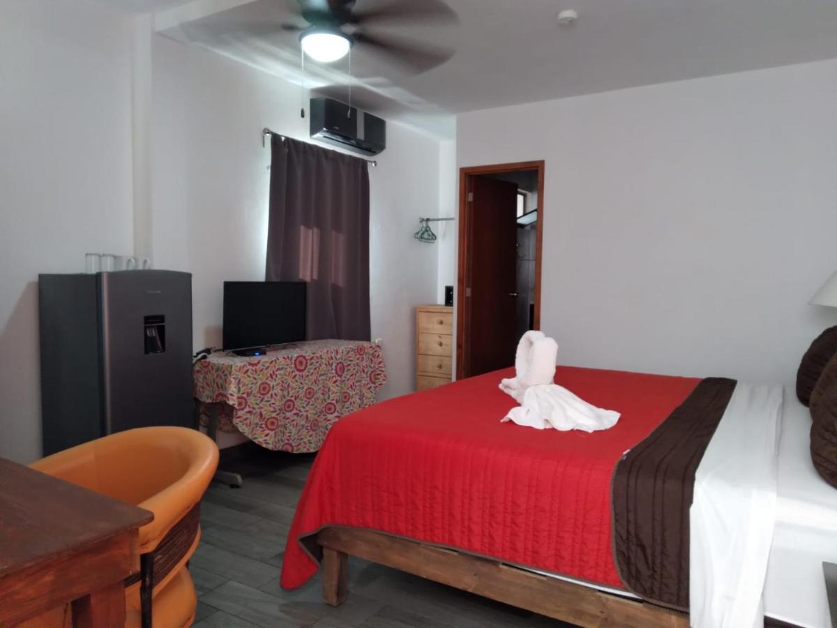 Suites Fenicia Playa del Carmen Exterior foto