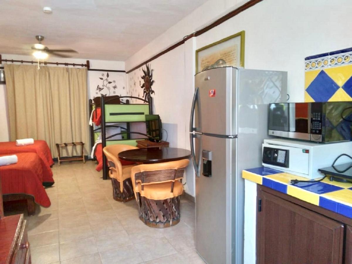 Suites Fenicia Playa del Carmen Exterior foto