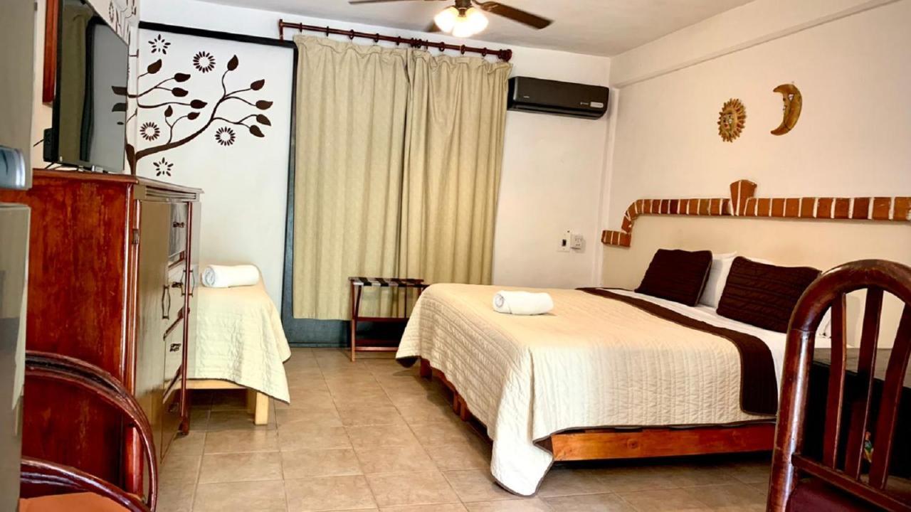 Suites Fenicia Playa del Carmen Exterior foto