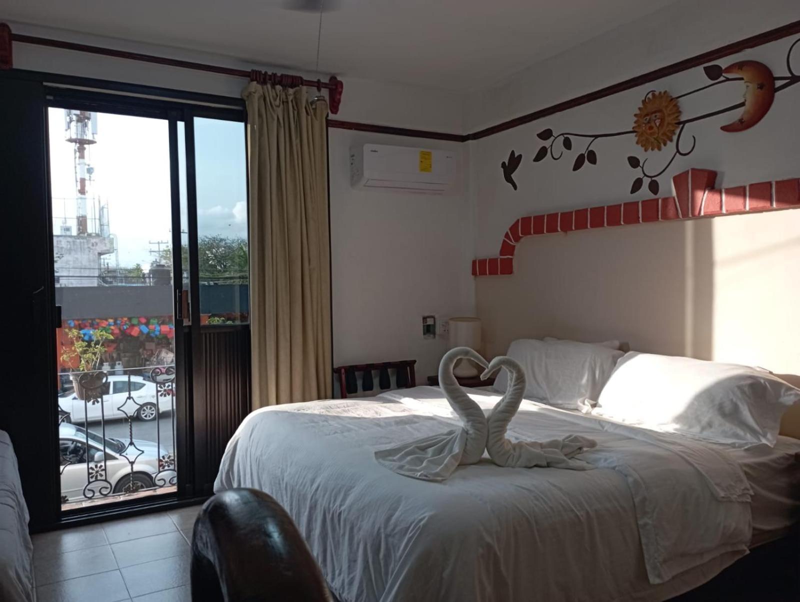 Suites Fenicia Playa del Carmen Exterior foto